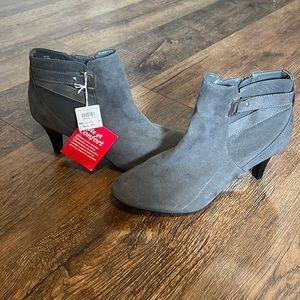 Women’s boot heels